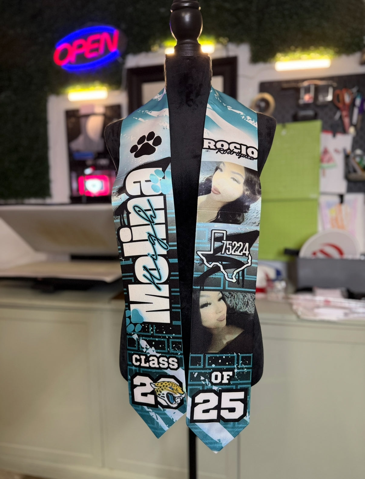 2025 Graduation Stoles